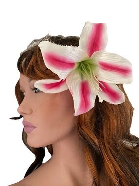 Large Stargazer LILY HAIR CLIP O/S NWOT Rockabilly VLV Pinup Style